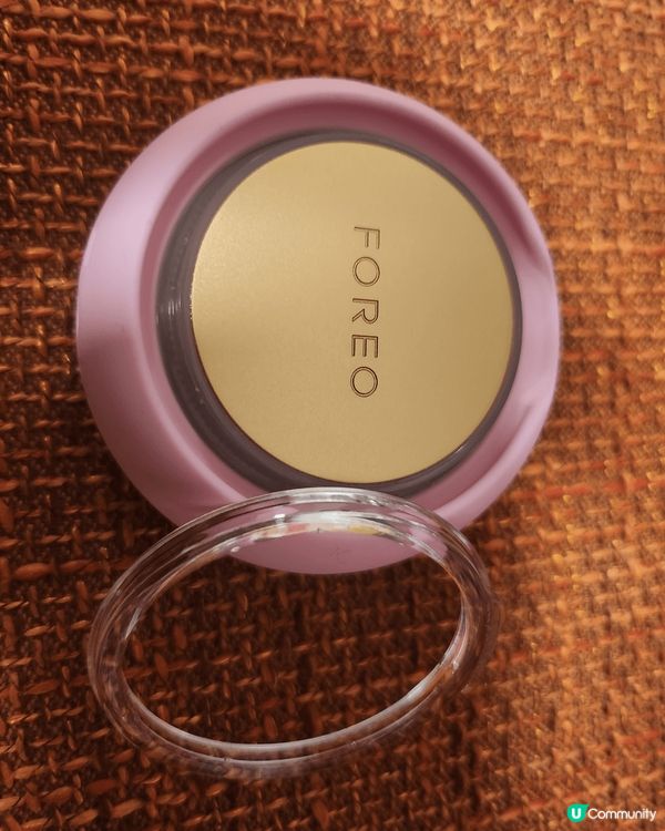 可以有藍光的Foreo面膜機，每日睡前兩分鐘就可為肌膚補充養...