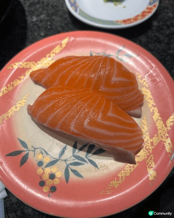 係淺草發現一間超好食既迴轉壽司，叫日向丸。尤其係大拖羅，入口...