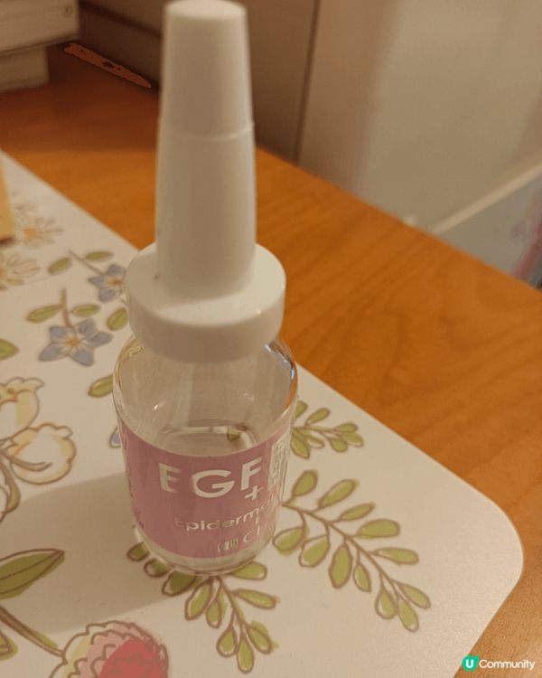 Cellbic EGF、倍舒痕除疤凝膠及寶樹林石斛美白精華，...