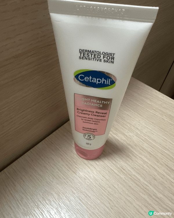 Cetaphil 舒特膚透亮抗敏系列，潔面乳及日霜，專為敏感...