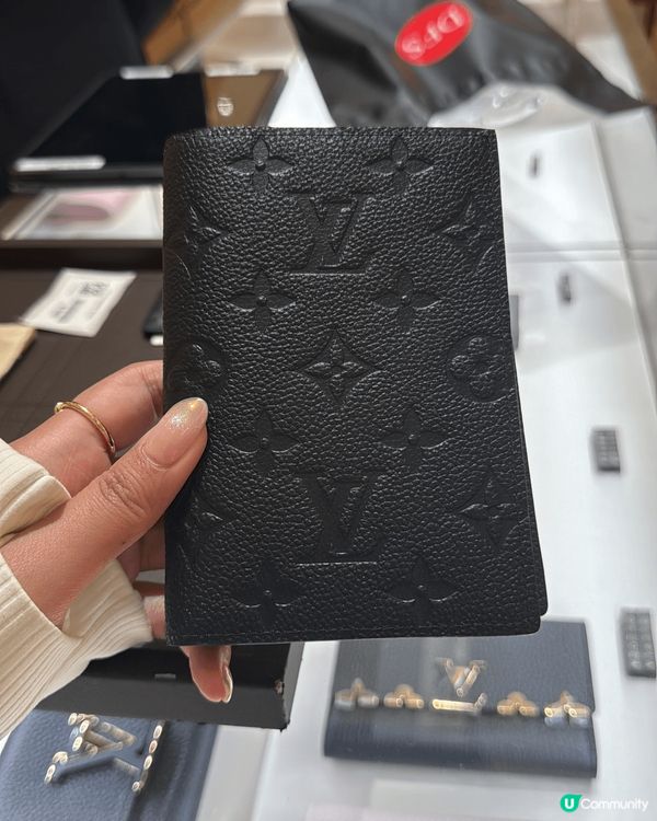 這次旅行我選擇了日本的沖繩作為目的地，帶回了一些非常特別的手...