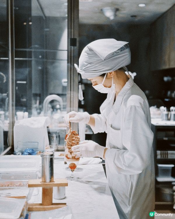 第一樣係東京迪士尼必整嘅紀念品！唔係太多人知㗎咋，除咗入園自...