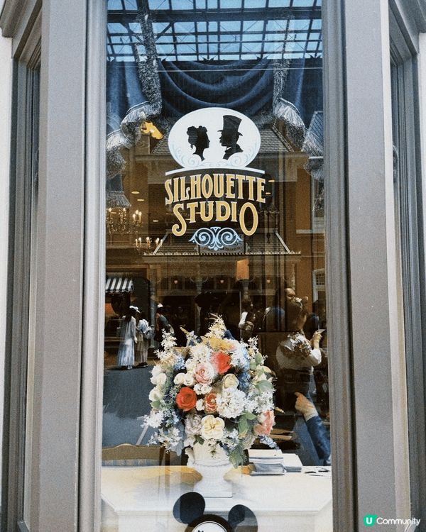 第一樣係東京迪士尼必整嘅紀念品！唔係太多人知㗎咋，除咗入園自...