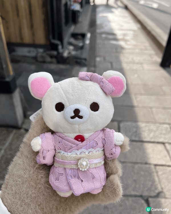 呢個係喺日本大阪買，買嗰2隻公仔嘅原因係因為佢哋好代表到日本...