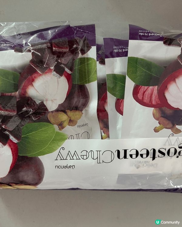 剛在泰國經歷地震後能夠回港好感恩😅。從泰国带到當地不少手信有...