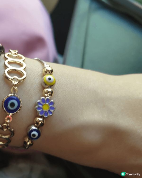 土耳其手信必買惡魔之眼、咖啡壺和陶瓷碟。惡魔之眼象徵驅邪保平...