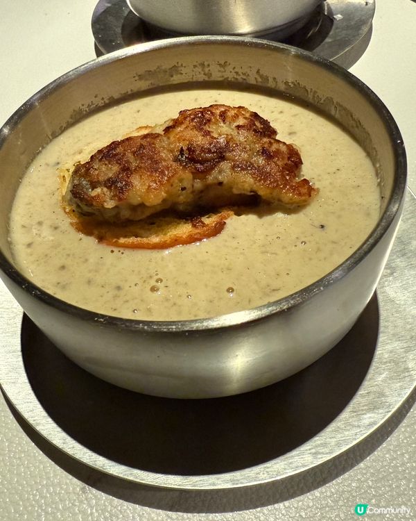 任食生蠔🦪➕live band