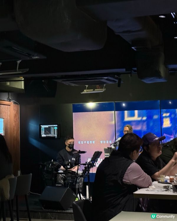 任食生蠔🦪➕live band