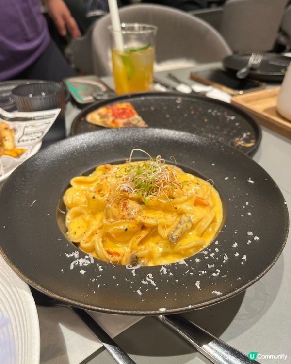 尖沙咀優質Cafe打卡！雲朵吊燈好靚🤩☁️