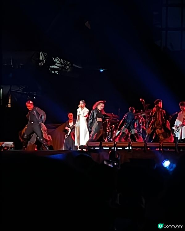 Coldplay演唱會！舞台視覺大公開