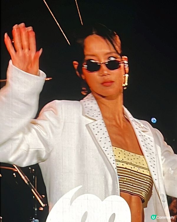 Coldplay演唱會！舞台視覺大公開