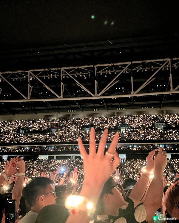 Coldplay演唱會！舞台視覺大公開