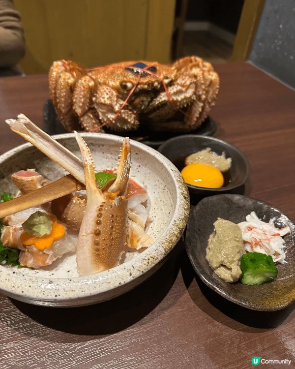 這間餐廳位於大阪難波 - 蟹吉 west, 專門食蟹的。我地...