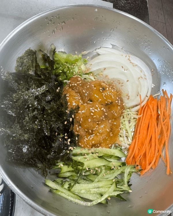 彩虹🌈漢堡，海膽拌飯，海鮮辛辣麵@濟洲牛島美食