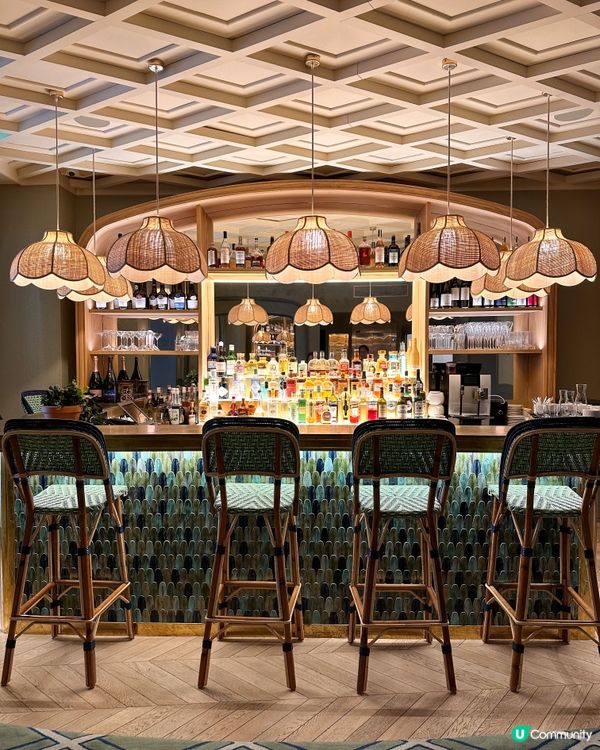 巴黎超靚酒店，露台仲可以望到凱旋門添！