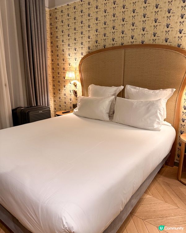 巴黎超靚酒店，露台仲可以望到凱旋門添！