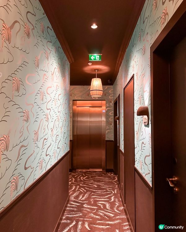 巴黎超靚酒店，露台仲可以望到凱旋門添！