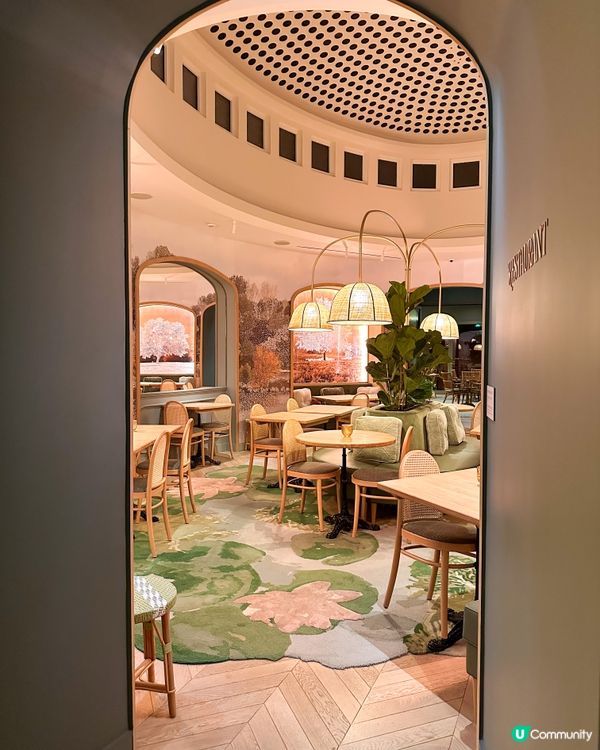 巴黎超靚酒店，露台仲可以望到凱旋門添！