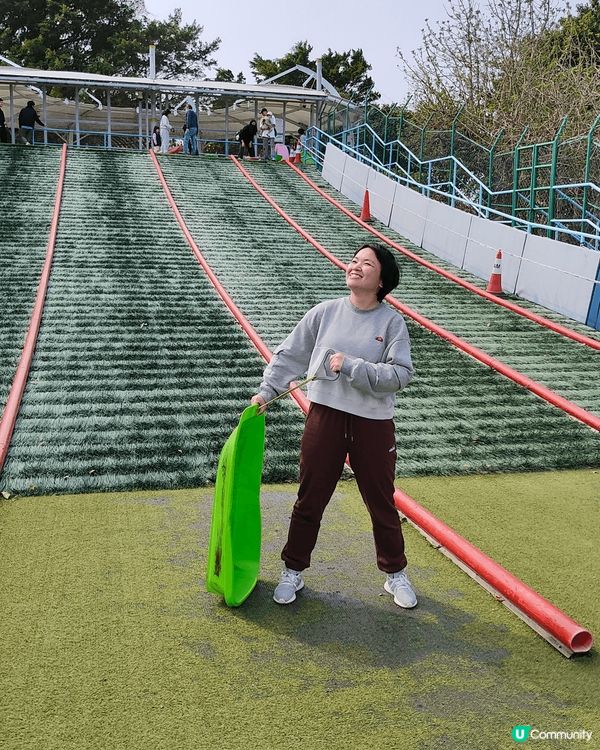 全澳門唯一，成人都可以玩嘅免費滑草場。