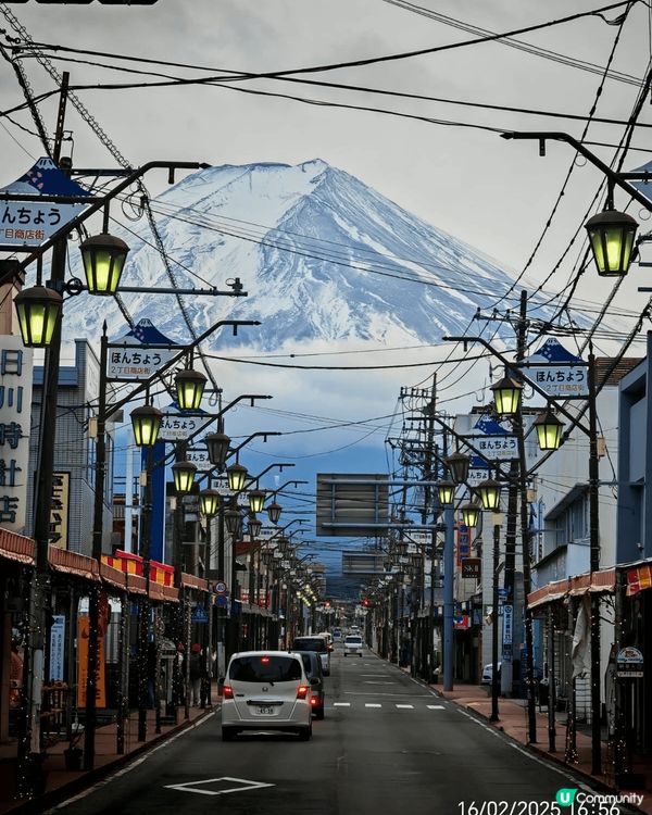 這裏是日本的河口湖和銀山溫泉,現在的銀山溫泉五點後就會關閉不...