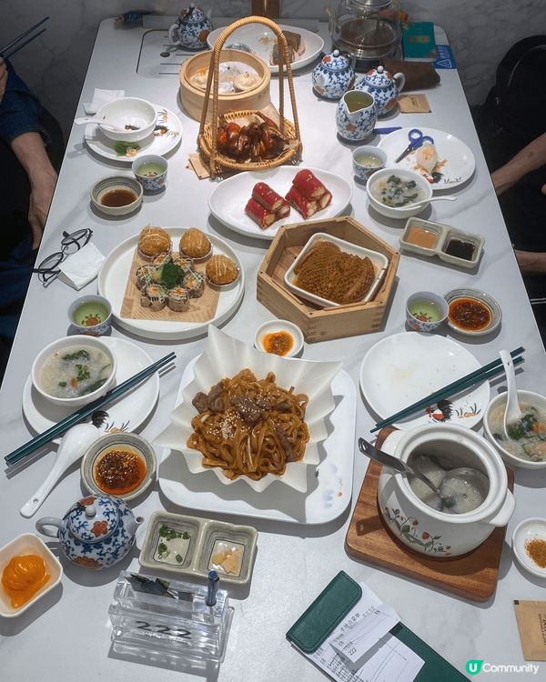 深圳快閃1日遊，上午到了深圳去咗叫做順点飲茶，跟住去揼骨，鬆...