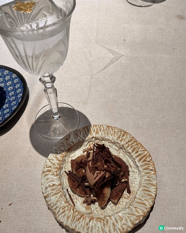 呢度係布吉嘅Jaras Restaurant，位置係布吉洲I...