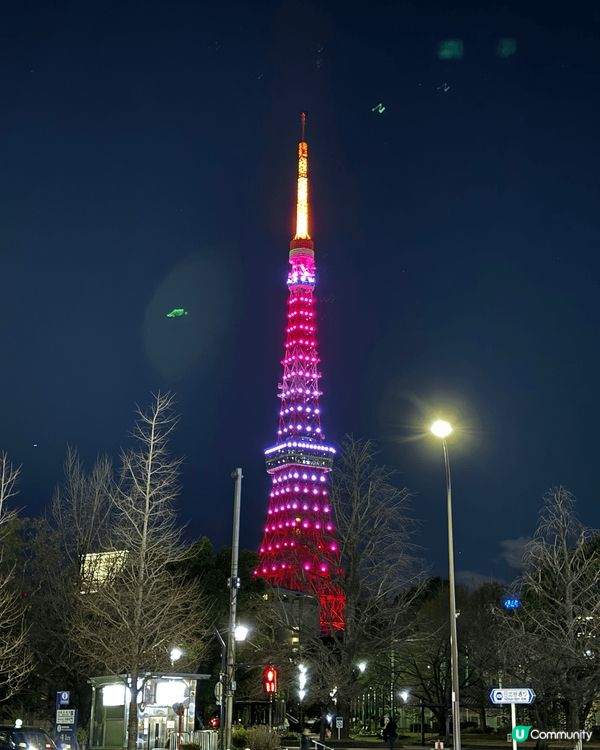 同一行程去了兩個日本的不同地方，欣賞了東京的鐵塔和札幌的時計...