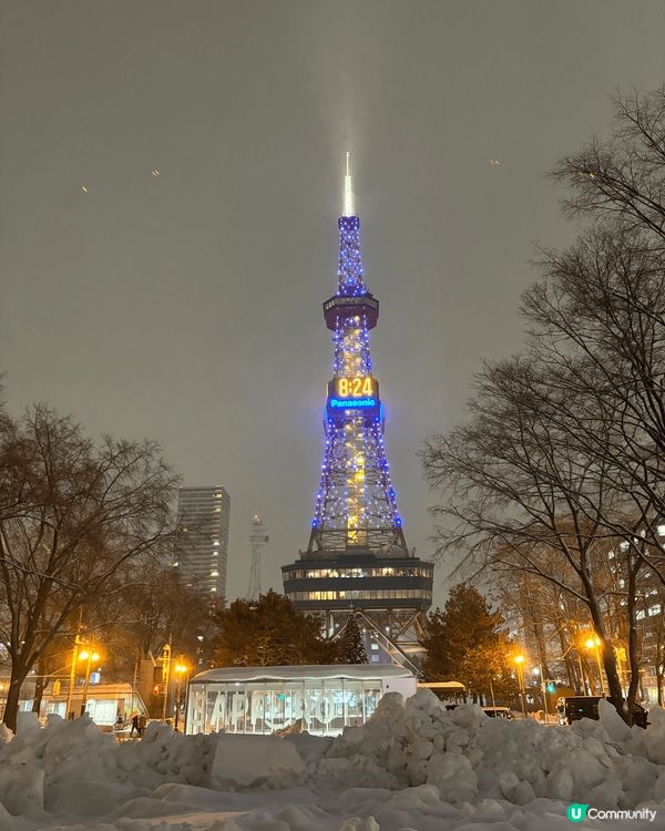 同一行程去了兩個日本的不同地方，欣賞了東京的鐵塔和札幌的時計...