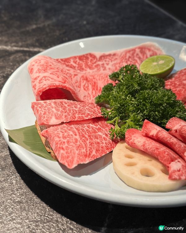 呢間嘅燒肉一向高質，前菜🈶泡菜、辣蘿蔔乾、尖椒、芽菜、菠菜等...