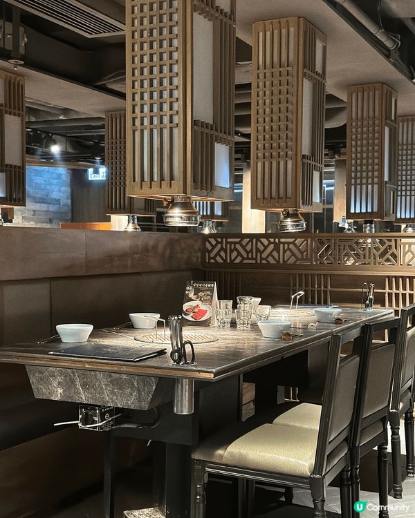 呢間嘅燒肉一向高質，前菜🈶泡菜、辣蘿蔔乾、尖椒、芽菜、菠菜等...