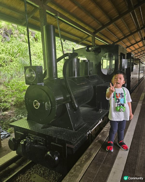 相片包括沖繩文化王國及Neo Park。行沖繩文化王國嘅玉泉...