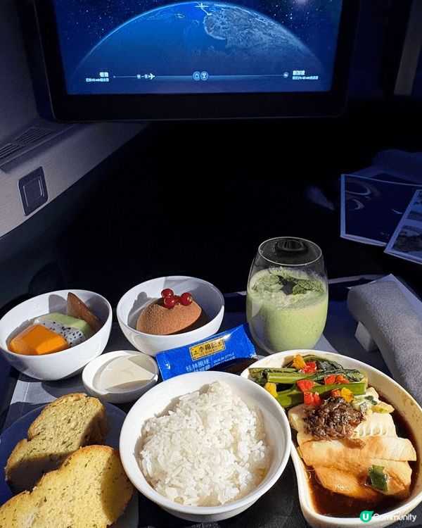 以上照片包括有：
