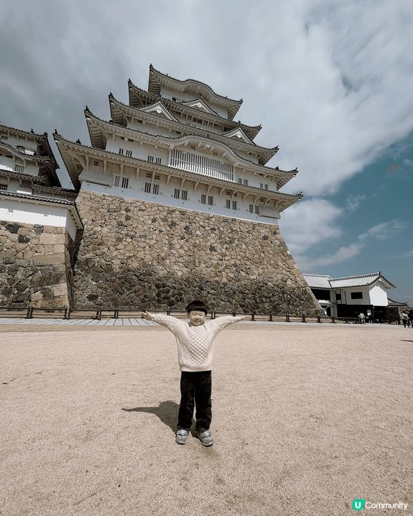 最近我哋去咗大阪旅行，以自駕遊認識遊歷左附近嘅地點，例如神戶...