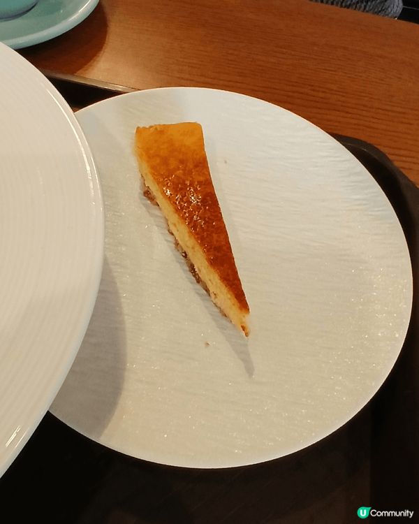 去美荷樓，看看50年代香港人生活情況既展覽，行到累，就去Ca...