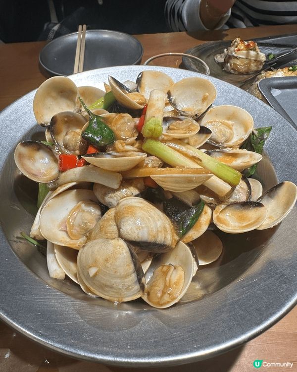 今次第一次去李小太燒烤食串燒小菜就喺金光華廣場對面，交通好方...