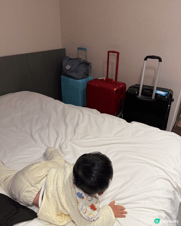 第一張係4年前同老公去大阪影婚紗相 大阪只要有櫻花 到到都係...