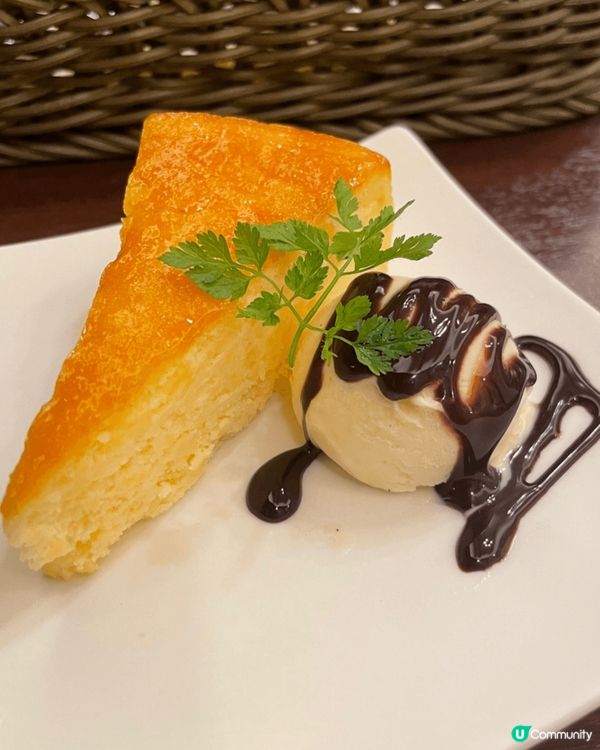 喺日本大阪心齋橋的百年老字號北極星蛋包飯，雖然而家有好多分店...