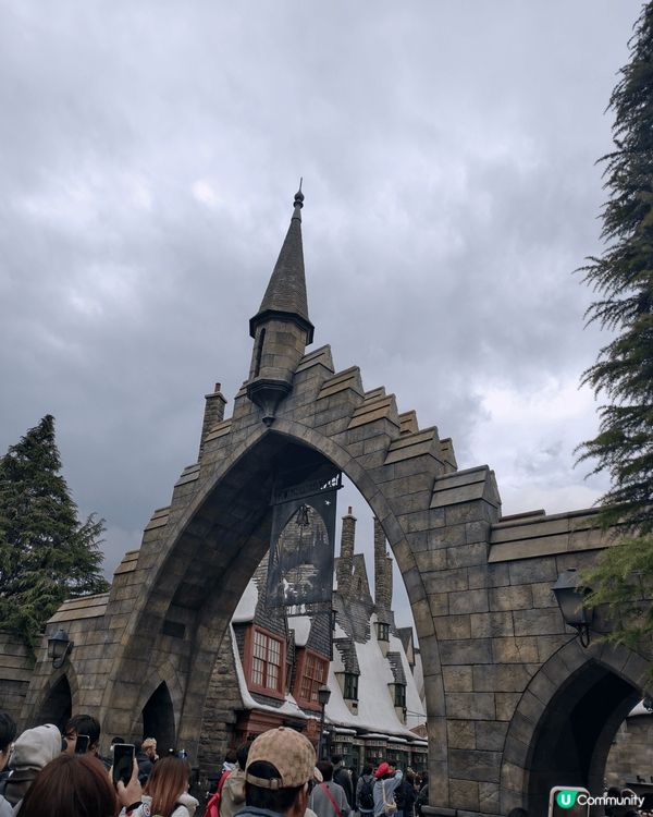 日本環球片場，可以置身於童話世界，每個遊戲要排隊等一個多鐘是...