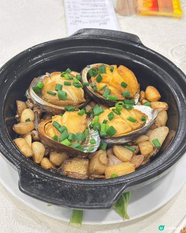 深圳鹽田海鮮街 新東方食海鮮 聲早稱係源頭直送的帝王蟹 味道...