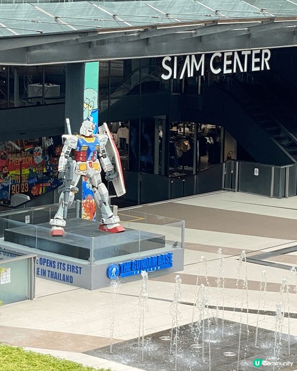 我最鍾意去泰國，因為泰國有美食、海灘、購物，消費平，人民友善...