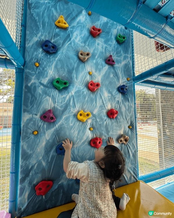 黃金海岸酒店🏨 入面竟然有一個小朋友放電 打卡熱點！