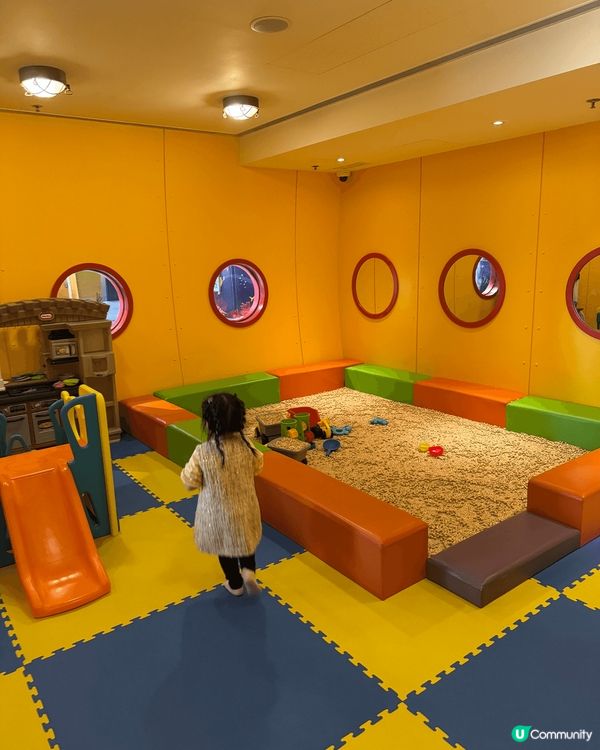 黃金海岸酒店🏨 入面竟然有一個小朋友放電 打卡熱點！