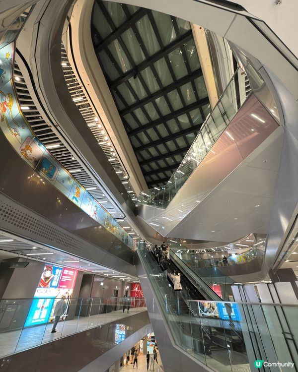 而家好多人北上消費，但係其實香港都有好多特色嘅地方打卡，不妨...