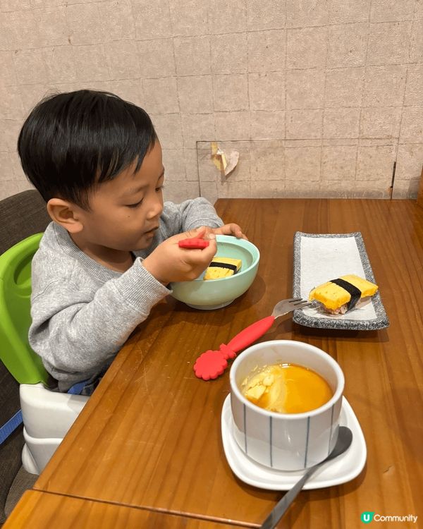 第一次同小朋友去高雄，知道當地有好多隱世嘅餐廳，我哋就揀咗呢...