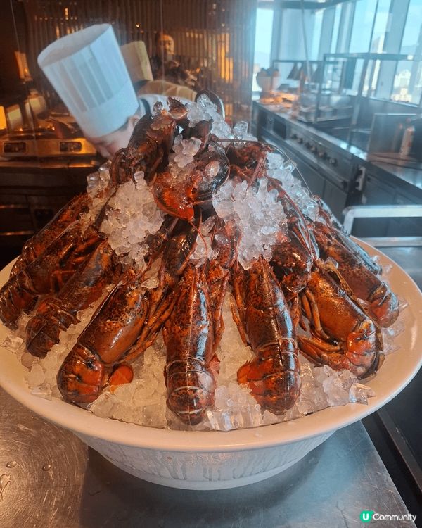 這是在深圳，95層吃的自助餐