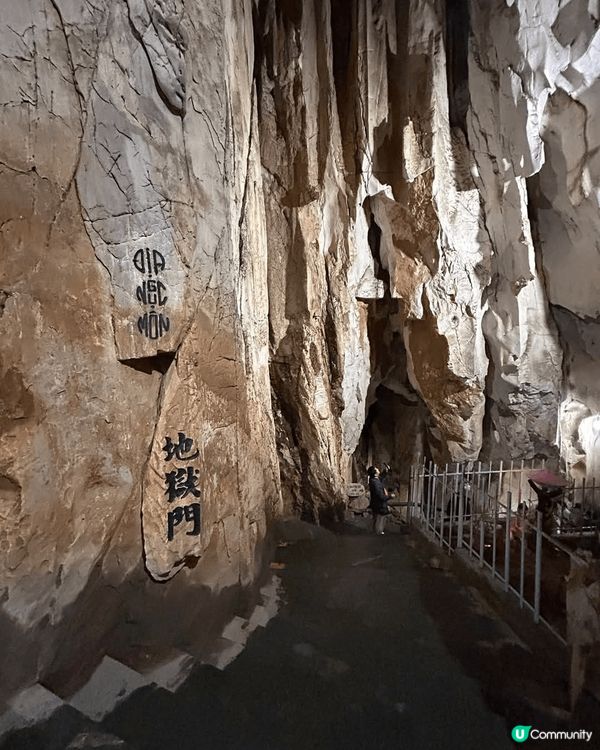 久違的家庭遊選擇了鄰近的峴港，在蔚藍的好天氣盡情遊覽了驚嘆的...