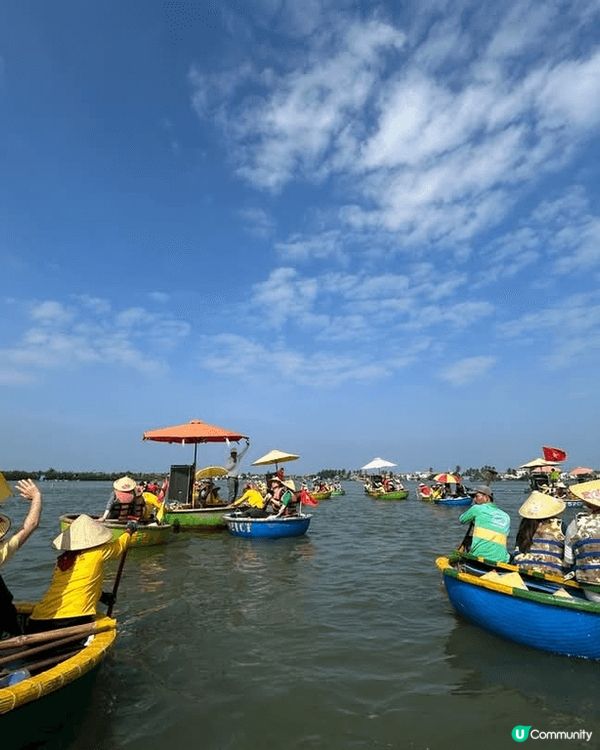 久違的家庭遊選擇了鄰近的峴港，在蔚藍的好天氣盡情遊覽了驚嘆的...