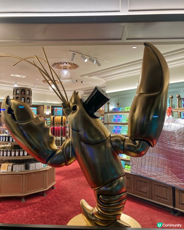 ## 維港書法公仔，微笑滿載🥰