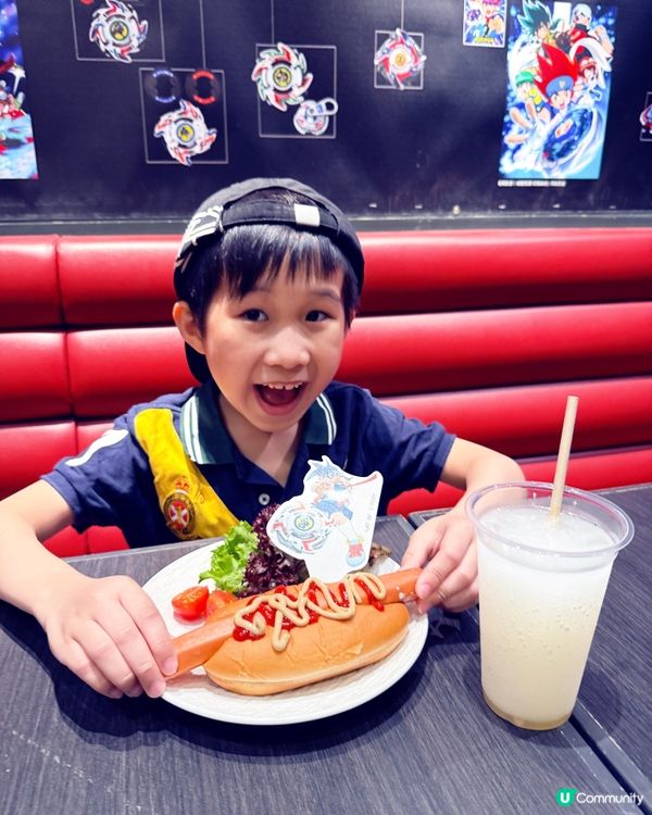 1011 SIPTEA × 爆旋陀螺 期間限定Cafe