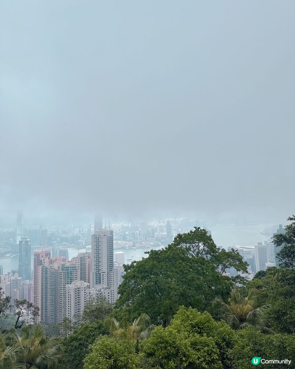 香港山頂纜車之旅🚡  
心心湖意外捕獲❤️